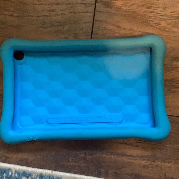 Amazon fire tablet case - Picture 2 of 3